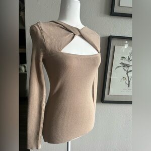 $130 NWT LEA & VIOLA ANTHROPOLOGIE Tan Pullover Twist Front Sweater Top Size S M